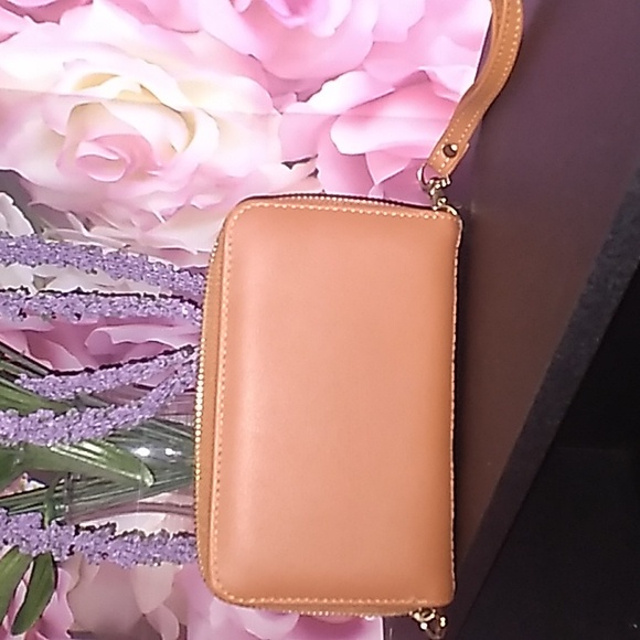 Lovely wallet 🌞😍 - Picture 6 of 7